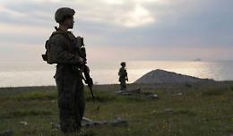 Ucraina, il Donbass divide la diplomazia mentre cresce il fronte umanitario