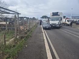Viterbo: camion si scontra con un&rsquo;auto sulla Tuscanese