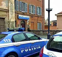 Tenta di svaligiare una casa ma viene sorpreso dal proprietario