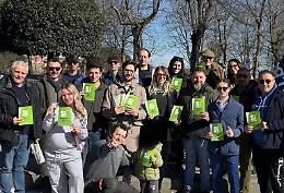 &ldquo;S&igrave;&rdquo; alla referendum, in tanti al gazebo