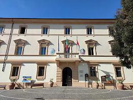 Uso dell&rsquo;aula consiliare: scontro politico a Tolfa