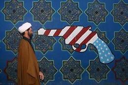 Iran, Trump: "Vogliono accordo per evitare raid pi&ugrave; di quanto lo voglia io"