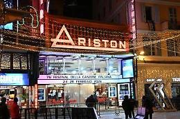 Sanremo, l'analisi dei testi: le canzoni sul 'lettino' dello psicologo