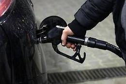 Carburanti, prezzo di benzina e diesel in rialzo: gasolio oltre i 2 euro