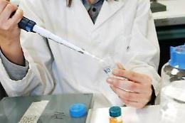 Tumore al seno, scoperto interruttore molecolare che frena la progressione