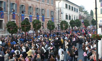 Partite le prove per il trasporto dei tronchi, modifiche alla viabilit&agrave; e alla sosta a Tarquinia