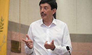 Il sindaco Piendibene aggredito verbalmente al mercato