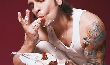 Alessio Bernabei, la svolta "senza filtri": esce oggi il nuovo singolo "Porno"