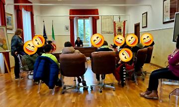 Studenti delle medie alla scoperta delle istituzioni locali