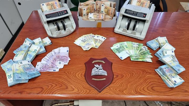 Frode fiscale e riciclaggio, 12 misure cautelari tra Viterbo e Roma