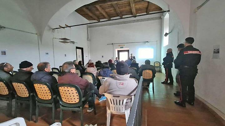 Truffe, i carabinieri al fianco degli anziani