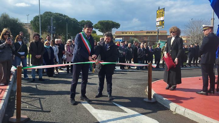 Il parcheggio del tribunale intitolato al giudice Rosario Livatino