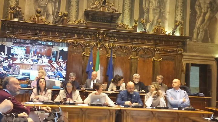 Floris: &laquo;Entro l&rsquo;estate l&rsquo;idea progettuale su Prato Giardino&raquo;