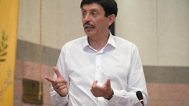 Il sindaco Piendibene aggredito verbalmente al mercato