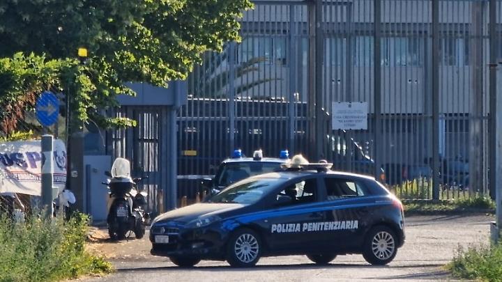 Agente aggredito da un detenuto nel carcere di Mammagialla