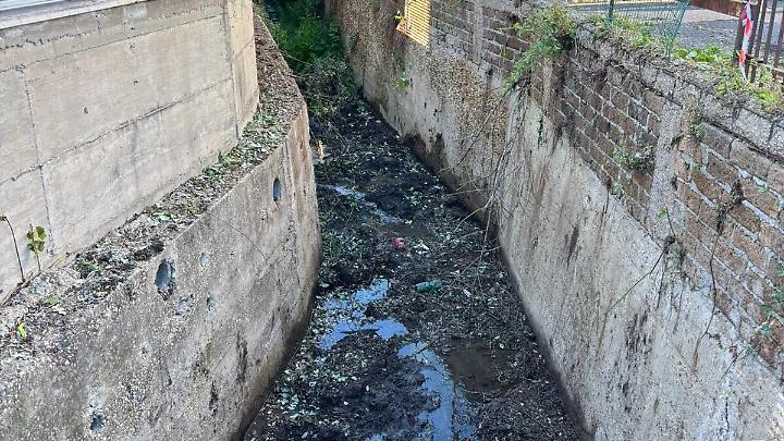 Santa Marinella, via alla pulizia del Fosso di via Monte Cima. Marino: &ldquo;Vittoria dei cittadini sull&rsquo;incuria&rdquo;