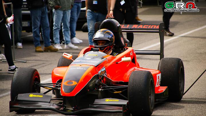 &ldquo;Strada in cattive condizioni, rischia di saltare evento nazionale di automobilismo a Civitavecchia&rdquo;