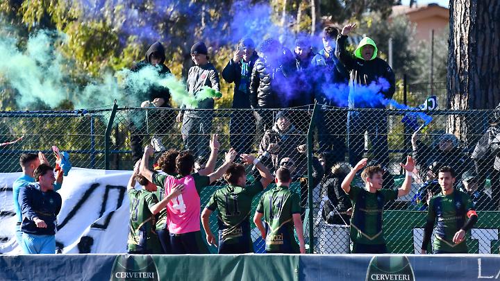 Il Citt&agrave; di Cerveteri rialza la testa del derby, 2-0 al Santa Marinella e salvezza a un passo
