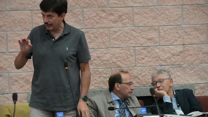 Piendibene: &laquo;Si continua a vendere fumo&raquo;