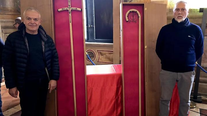 Gismondi e Bracci, le opere dei due artigiani saranno donate a Papa Francesco