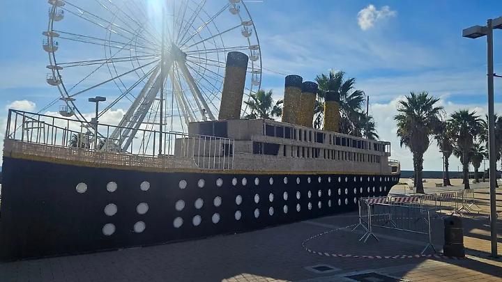 Il buon Natale della giunta del Titanic