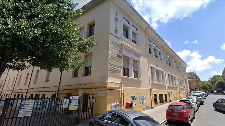 Educazione stradale, allo Stendhal Calamatta studenti a lezione con la Polizia