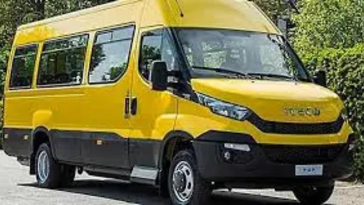In arrivo i minibus elettrici per gli studenti