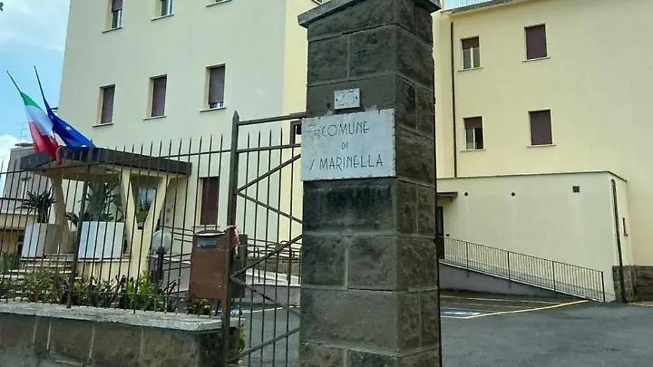 La Misericordia deve lasciare la sede