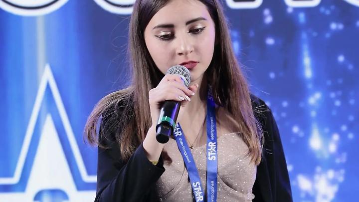 Primo brano inedito per Angela De Caro