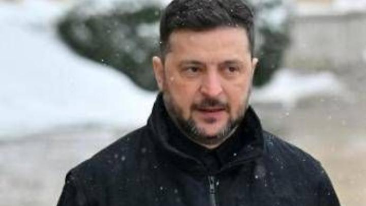 Ucraina, Zelensky: "Trilaterale con Usa e Russia probabile fra 10 giorni"