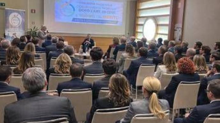 La Direzione Nazionale di Meritocrazia Italia a Milano, 'L'Ordinamento sportivo alla luce art. 33 Costituzione'