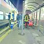 Mistero in stazione: 24enne travolto da un treno rischia l&rsquo;amputazione del braccio
